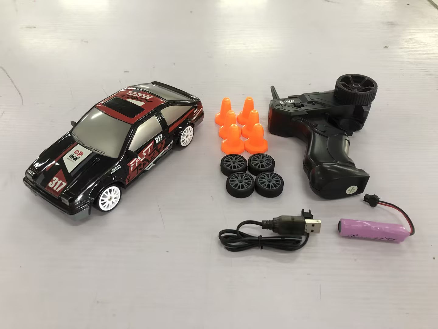 MINIMOTORS™ High-Speed 2.4G Drift Model